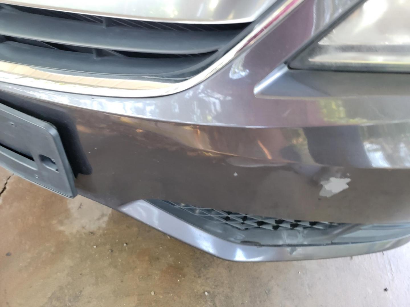 2015 Grey Acura ILX 5-Spd AT (19VDE1F37FE) with an 2.0L L4 16V DOHC engine, 5-Speed Automatic transmission, located at 2020 East Division Street, Arlington, TX, 76011, (817) 801-3191, 32.742390, -97.076874 - One owner. Backup camera. Sun Roof. Texass premiere Buy Here Pay Here with No Credit Check {score} at 2020 East Division Street Arlington, Texas in the center of Dallas, Fort Worth metro area. For in house auto financing in Lancaster, Waxahachie, Cleburne or Sherman call 817-801-3191. Denton, McKinn - Photo#28
