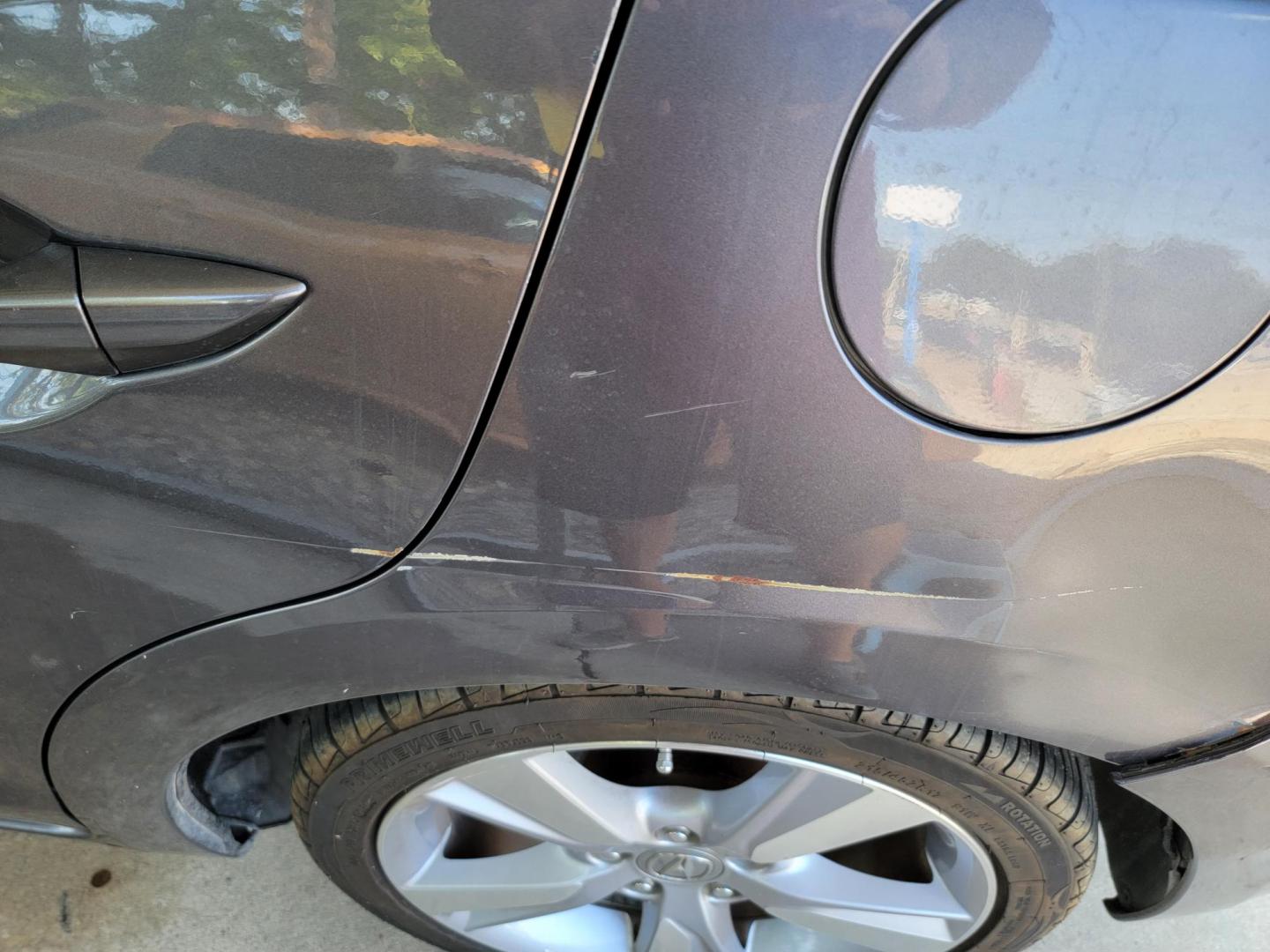 2015 Grey Acura ILX 5-Spd AT (19VDE1F37FE) with an 2.0L L4 16V DOHC engine, 5-Speed Automatic transmission, located at 2020 East Division Street, Arlington, TX, 76011, (817) 801-3191, 32.742390, -97.076874 - One owner. Backup camera. Sun Roof. Texass premiere Buy Here Pay Here with No Credit Check {score} at 2020 East Division Street Arlington, Texas in the center of Dallas, Fort Worth metro area. For in house auto financing in Lancaster, Waxahachie, Cleburne or Sherman call 817-801-3191. Denton, McKinn - Photo#34