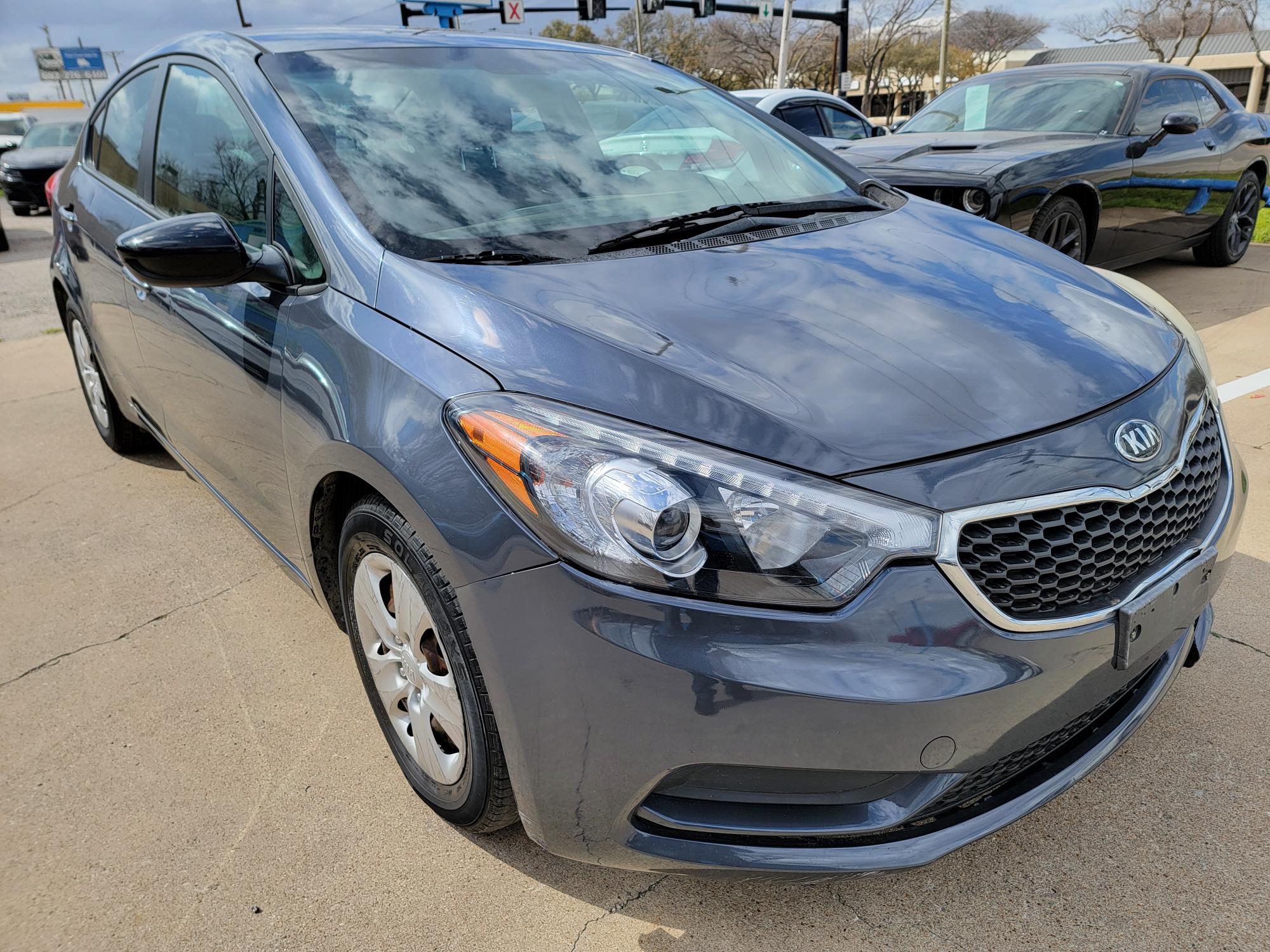 photo of 2016 Kia Forte LX w/Popular Package