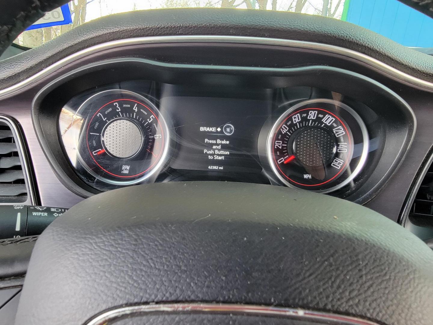 2018 WHITE /Black Dodge Challenger SXT (2C3CDZAG4JH) with an 3.6L V6 DOHC 24V engine, 8A transmission, located at 2020 East Division Street, Arlington, TX, 76011, (817) 801-3191, 32.742390, -97.076874 - Photo#7