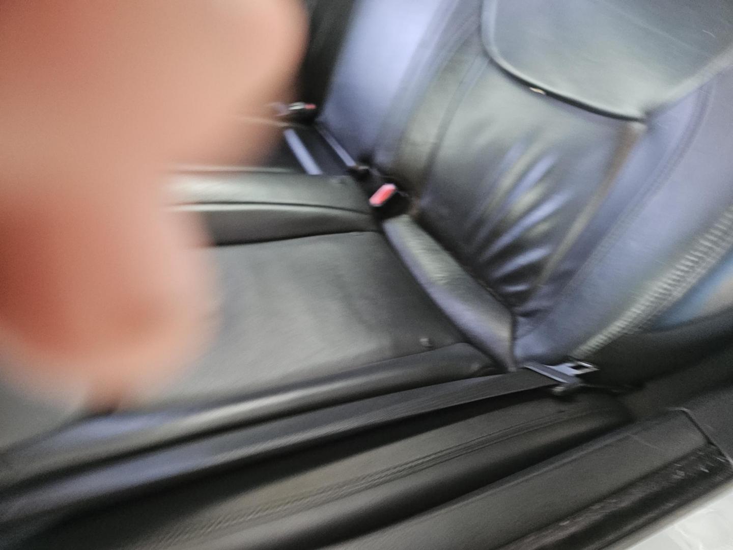 2016 WHITE Chrysler 300 Limited RWD (2C3CCAAG9GH) with an 3.6L V6 SOHC 24V engine, 8A transmission, located at 2020 East Division Street, Arlington, TX, 76011, (817) 801-3191, 32.742390, -97.076874 - Photo#19