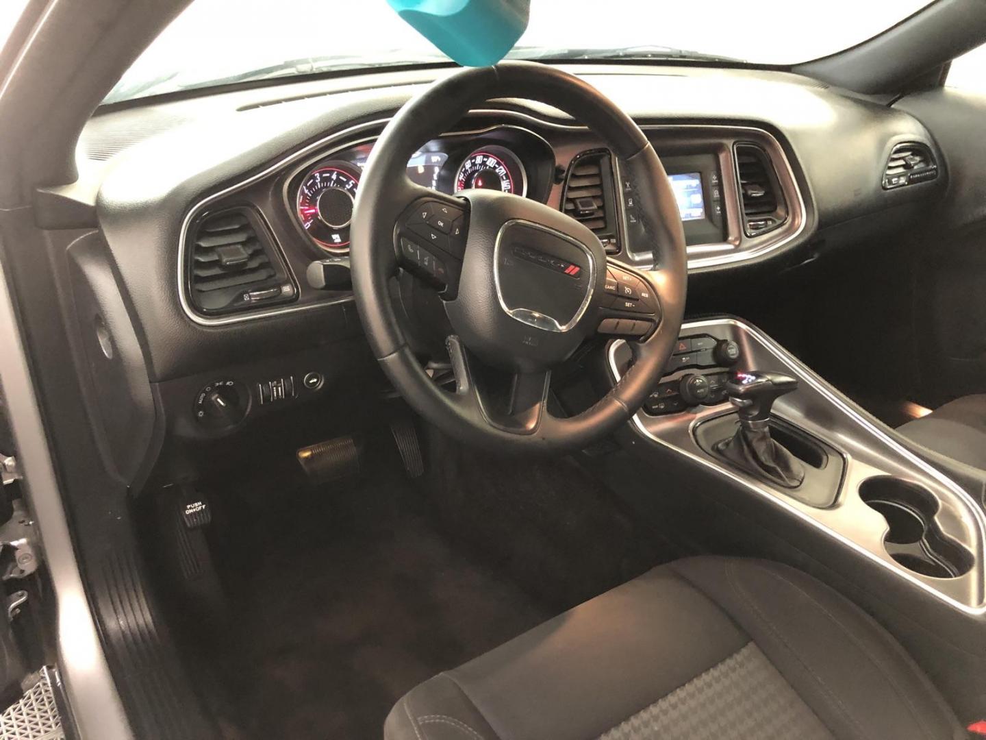 2015 GRAY /BLACK Dodge Challenger SXT (2C3CDZAGXFH) with an 3.6L V6 DOHC 24V engine, 5-Speed Automatic transmission, located at 2020 East Division Street, Arlington, TX, 76011, (817) 801-3191, 32.742390, -97.076874 - Photo#7