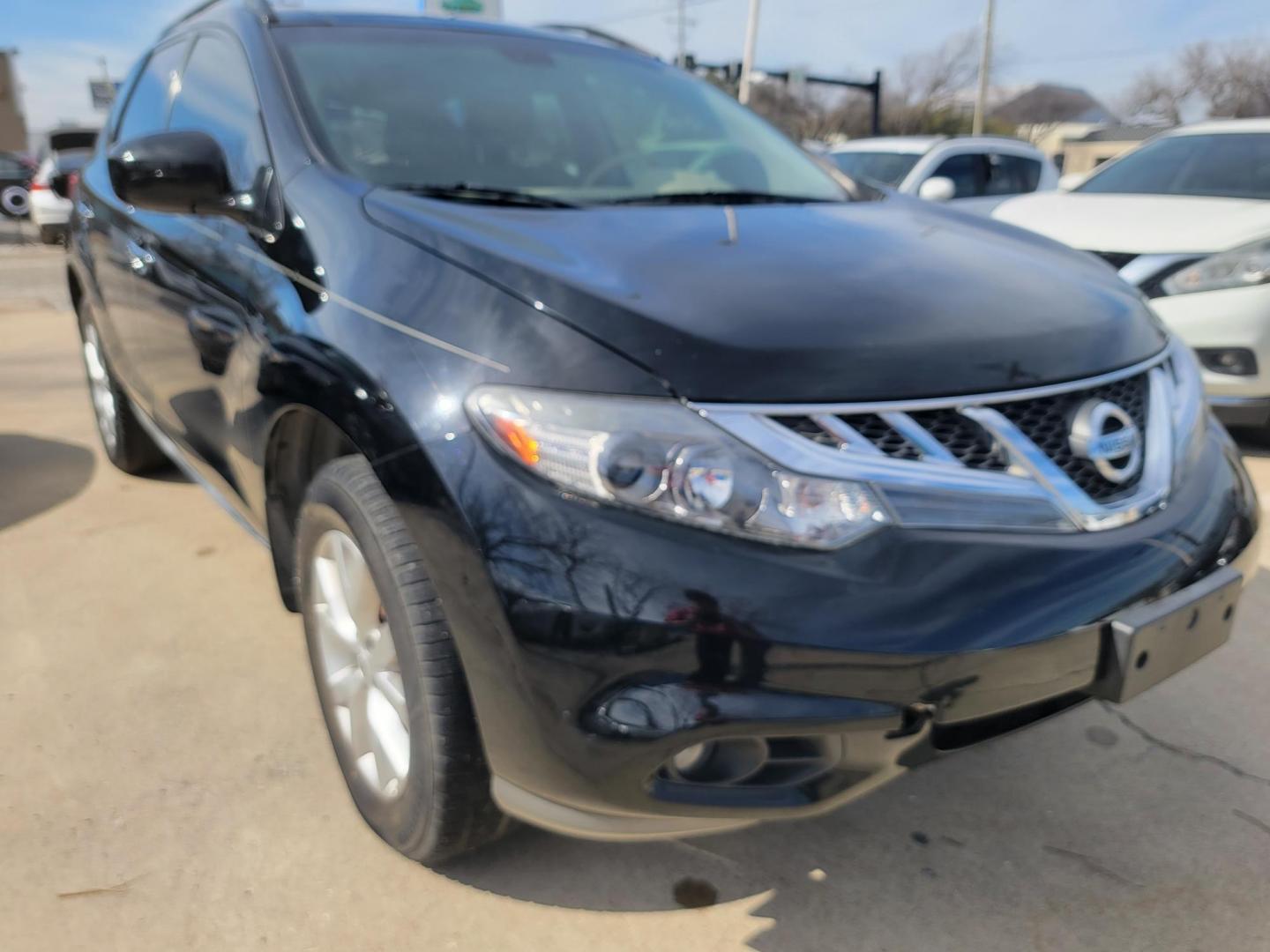 2014 Black Nissan Murano SL (JN8AZ1MU4EW) with an 3.5L V6 DOHC 24V engine, Continuously Variable Transmission transmission, located at 2020 East Division Street, Arlington, TX, 76011, (817) 801-3191, 32.742390, -97.076874 - Photo#0