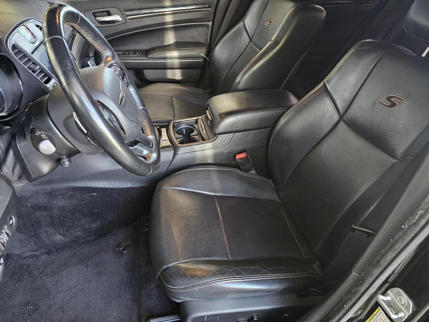 2016 Black Chrysler 300 (2C3CCAGG4HH) , located at 2020 East Division Street, Arlington, TX, 76011, (817) 801-3191, 32.742390, -97.076874 - Photo#20