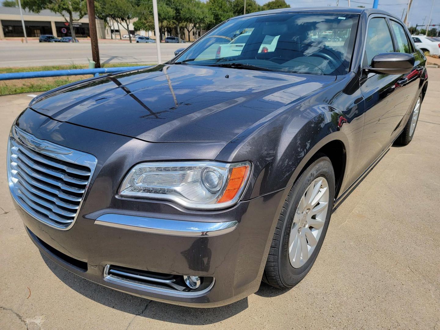 2016 Black Chrysler 300 (2C3CCAGG4HH) , located at 2020 East Division Street, Arlington, TX, 76011, (817) 801-3191, 32.742390, -97.076874 - Photo#39