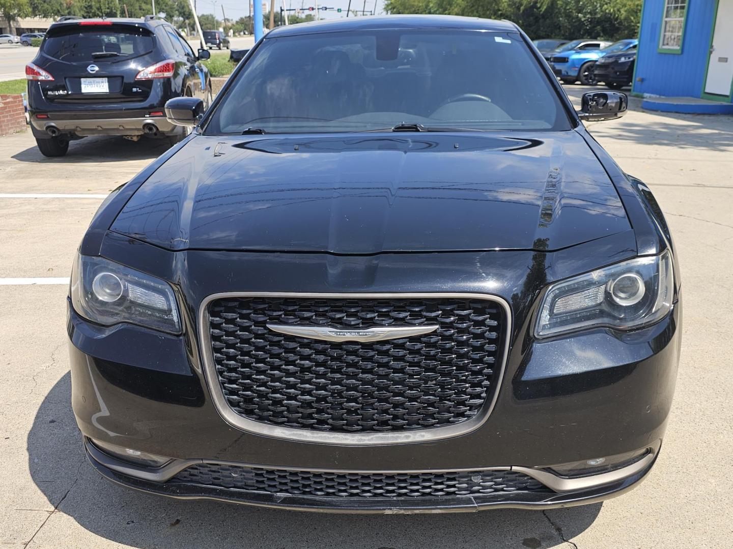 2016 Black Chrysler 300 (2C3CCAGG2GH) , located at 2020 East Division Street, Arlington, TX, 76011, (817) 801-3191, 32.742390, -97.076874 - At the low price of $19,040, come check out this beautiful Chrysler 300 in Arlington, Texas today!! Premiere Buy Here Pay Here with NO Credit Check (score) at 2020 East Division Street, Arlington, Texas, located in the center of the Dallas/Fort Worth metro area. For in-house financing in Lancaste - Photo#6