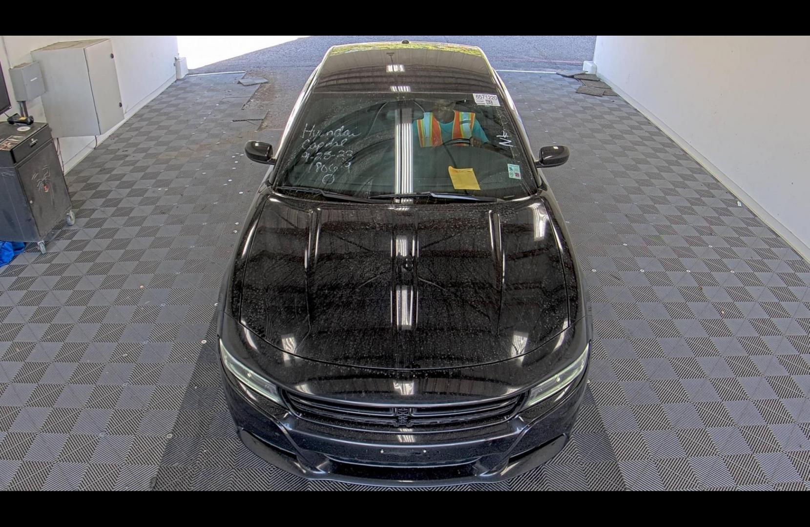 2018 Black Dodge Charger (2C3CDXBG2JH) , located at 2020 East Division Street, Arlington, TX, 76011, (817) 801-3191, 32.742390, -97.076874 - This midnight black Dodge Charger is available for you to come drive away with today! Premiere Buy Here Pay Here with NO Credit Check (score) at 2020 East Division Street, Arlington, Texas, located in the center of the Dallas/Fort Worth metro area. For in-house financing in Lancaster, Waxahachie - Photo#18