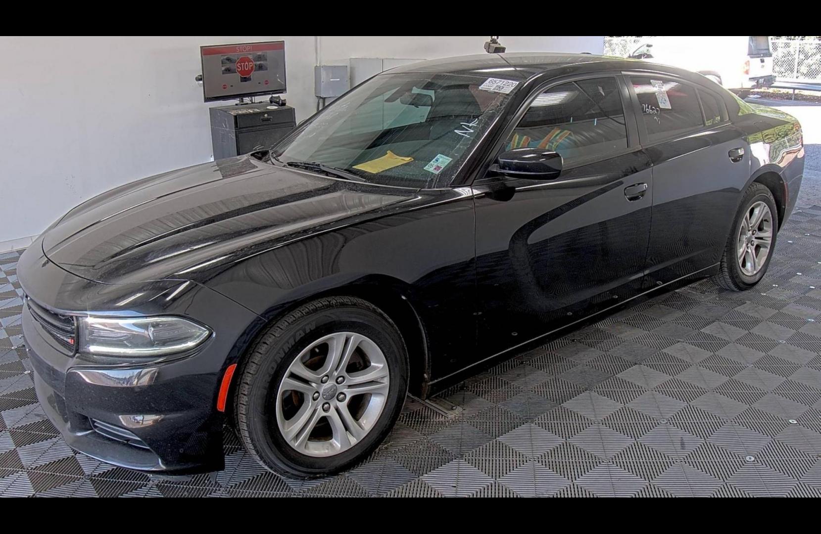 2018 Black Dodge Charger (2C3CDXBG2JH) , located at 2020 East Division Street, Arlington, TX, 76011, (817) 801-3191, 32.742390, -97.076874 - This midnight black Dodge Charger is available for you to come drive away with today! Premiere Buy Here Pay Here with NO Credit Check (score) at 2020 East Division Street, Arlington, Texas, located in the center of the Dallas/Fort Worth metro area. For in-house financing in Lancaster, Waxahachie - Photo#32