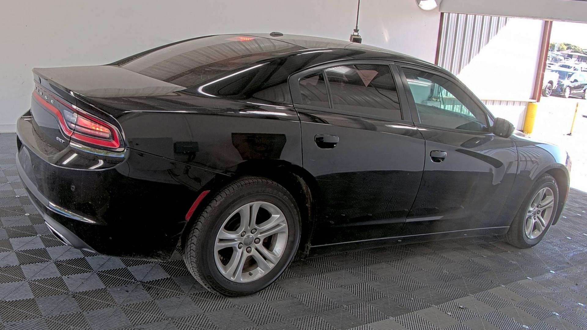 2018 Black Dodge Charger (2C3CDXBG2JH) , located at 2020 East Division Street, Arlington, TX, 76011, (817) 801-3191, 32.742390, -97.076874 - This midnight black Dodge Charger is available for you to come drive away with today! Premiere Buy Here Pay Here with NO Credit Check (score) at 2020 East Division Street, Arlington, Texas, located in the center of the Dallas/Fort Worth metro area. For in-house financing in Lancaster, Waxahachie - Photo#7