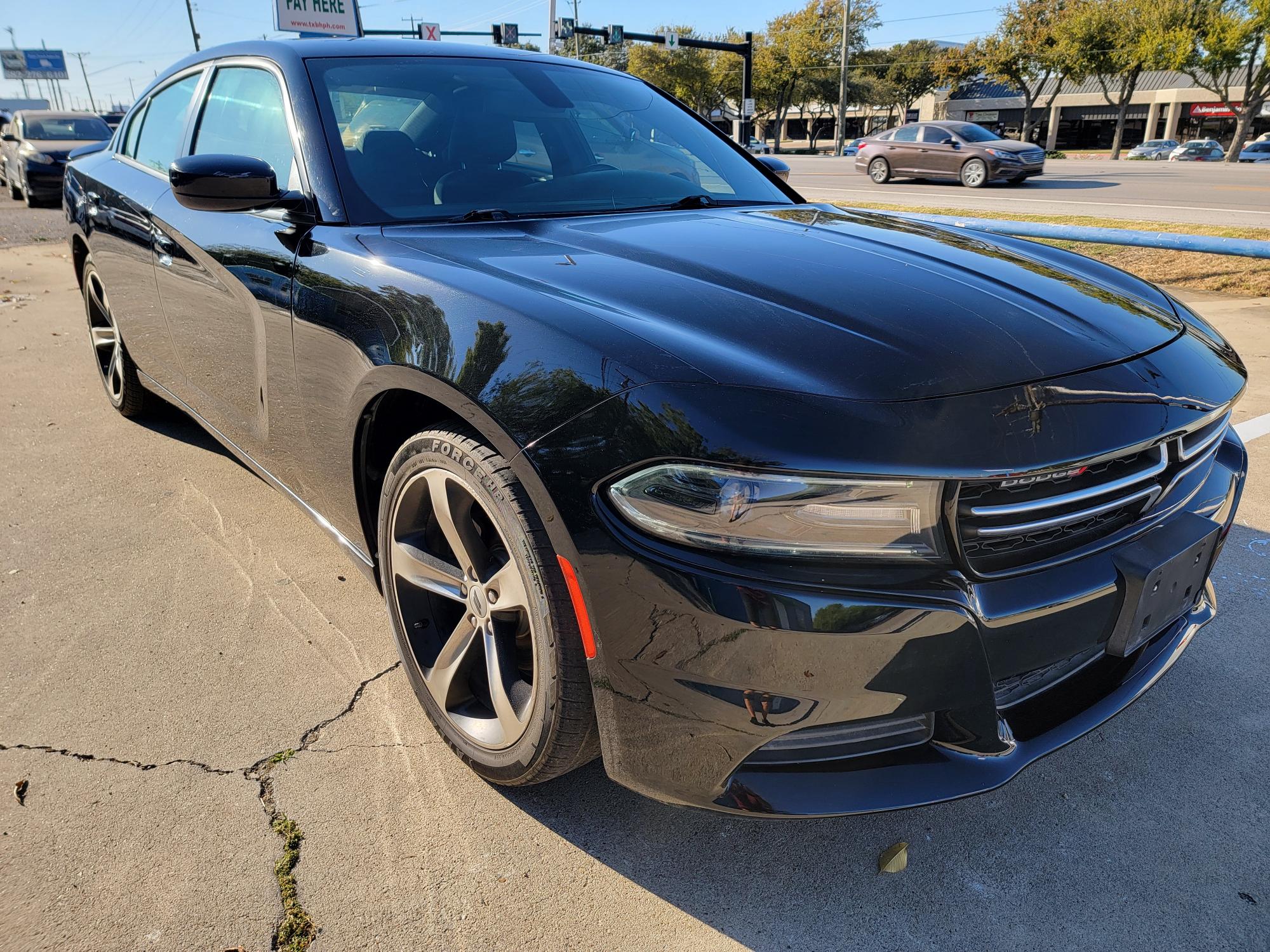Black 2017 Dodge Charger Sedan Rear-Wheel Drive Automatic