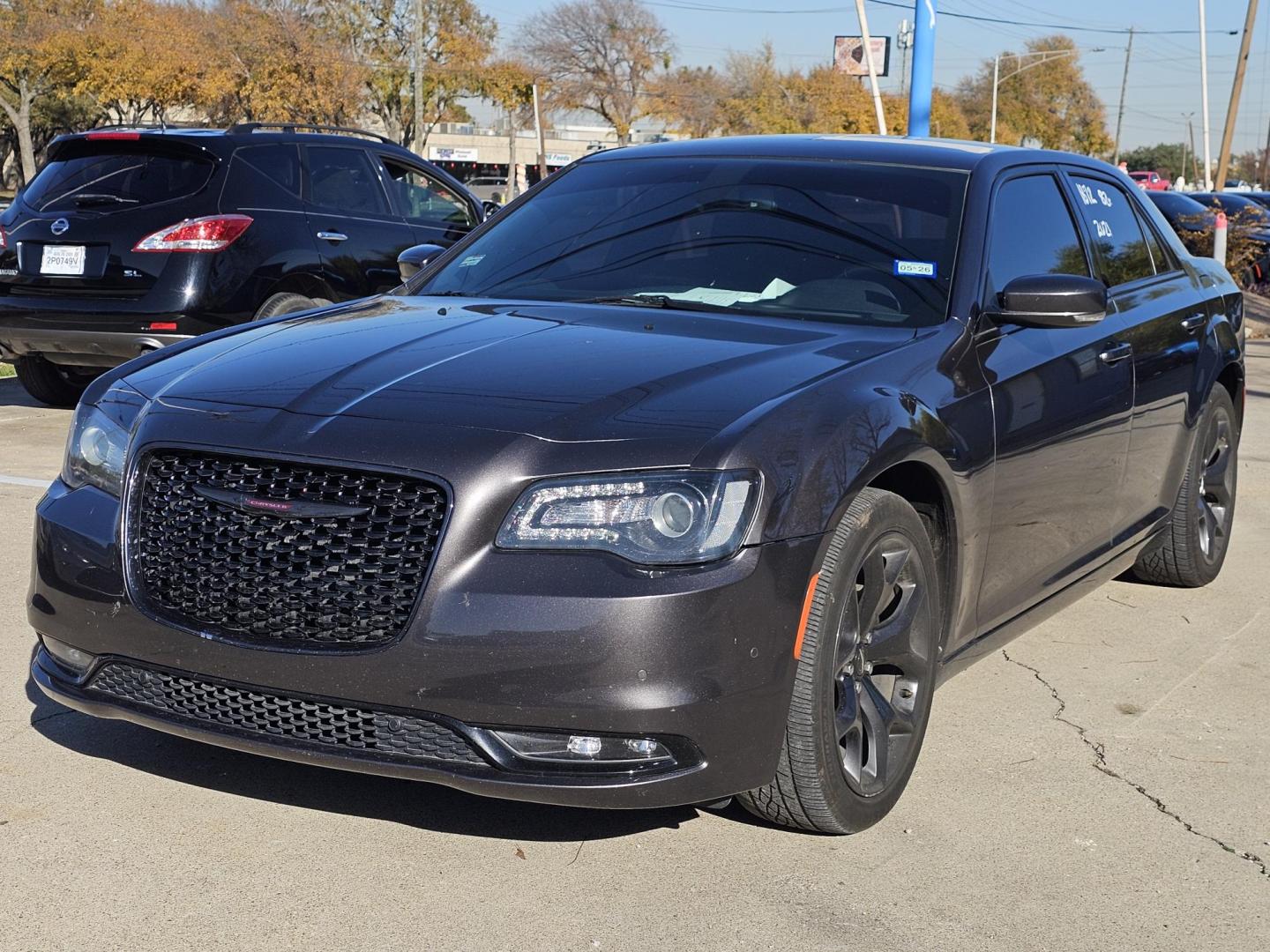 2021 GRAY Chrysler 300 S V6 RWD (2C3CCABG1MH) with an 3.6L V6 DOHC 24V engine, 8A transmission, located at 2020 East Division Street, Arlington, TX, 76011, (817) 801-3191, 32.742390, -97.076874 - Photo#6