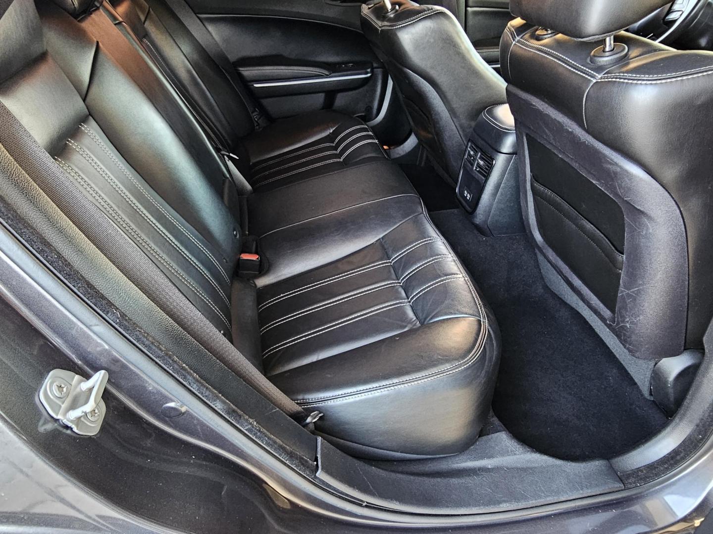 2021 GRAY Chrysler 300 S V6 RWD (2C3CCABG1MH) with an 3.6L V6 DOHC 24V engine, 8A transmission, located at 2020 East Division Street, Arlington, TX, 76011, (817) 801-3191, 32.742390, -97.076874 - Photo#23