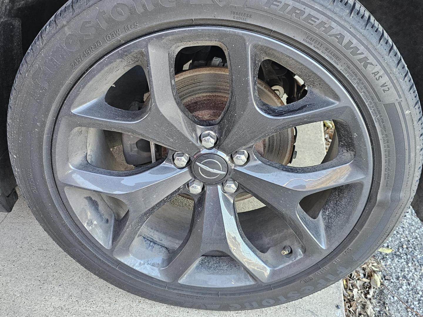 2021 GRAY Chrysler 300 S V6 RWD (2C3CCABG1MH) with an 3.6L V6 DOHC 24V engine, 8A transmission, located at 2020 East Division Street, Arlington, TX, 76011, (817) 801-3191, 32.742390, -97.076874 - Photo#30