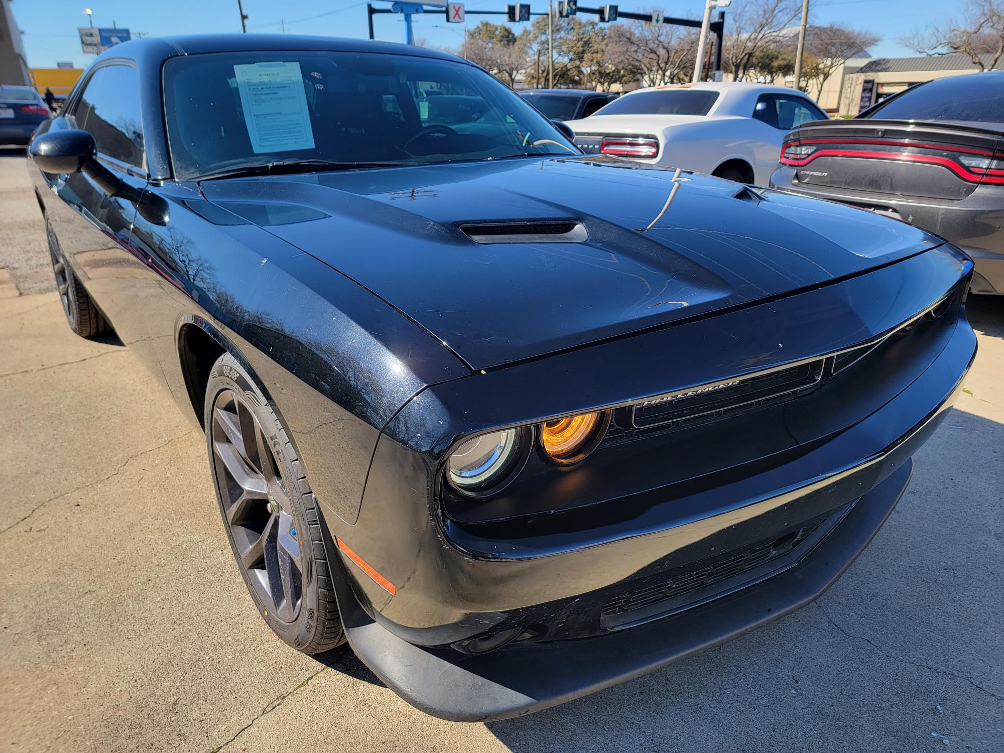 photo of 2020 Dodge Challenger SXT