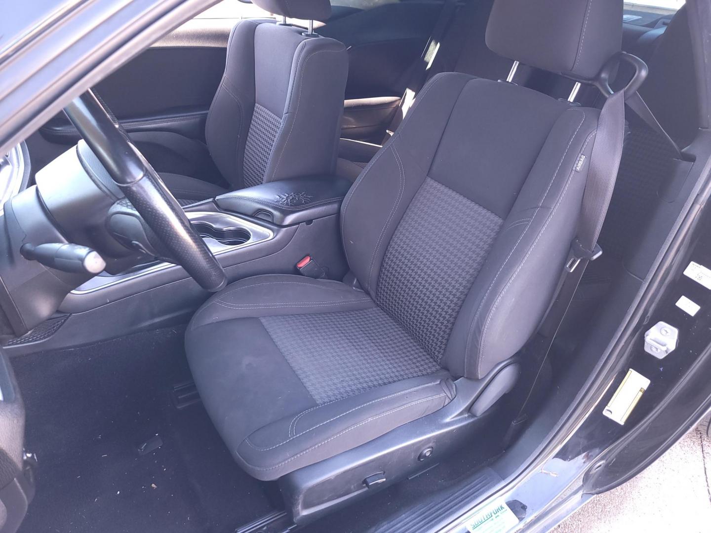 2020 Black Dodge Challenger SXT (2C3CDZAG8LH) with an 3.6L V6 DOHC 24V engine, 8A transmission, located at 2020 East Division Street, Arlington, TX, 76011, (817) 801-3191, 32.742390, -97.076874 - Photo#20