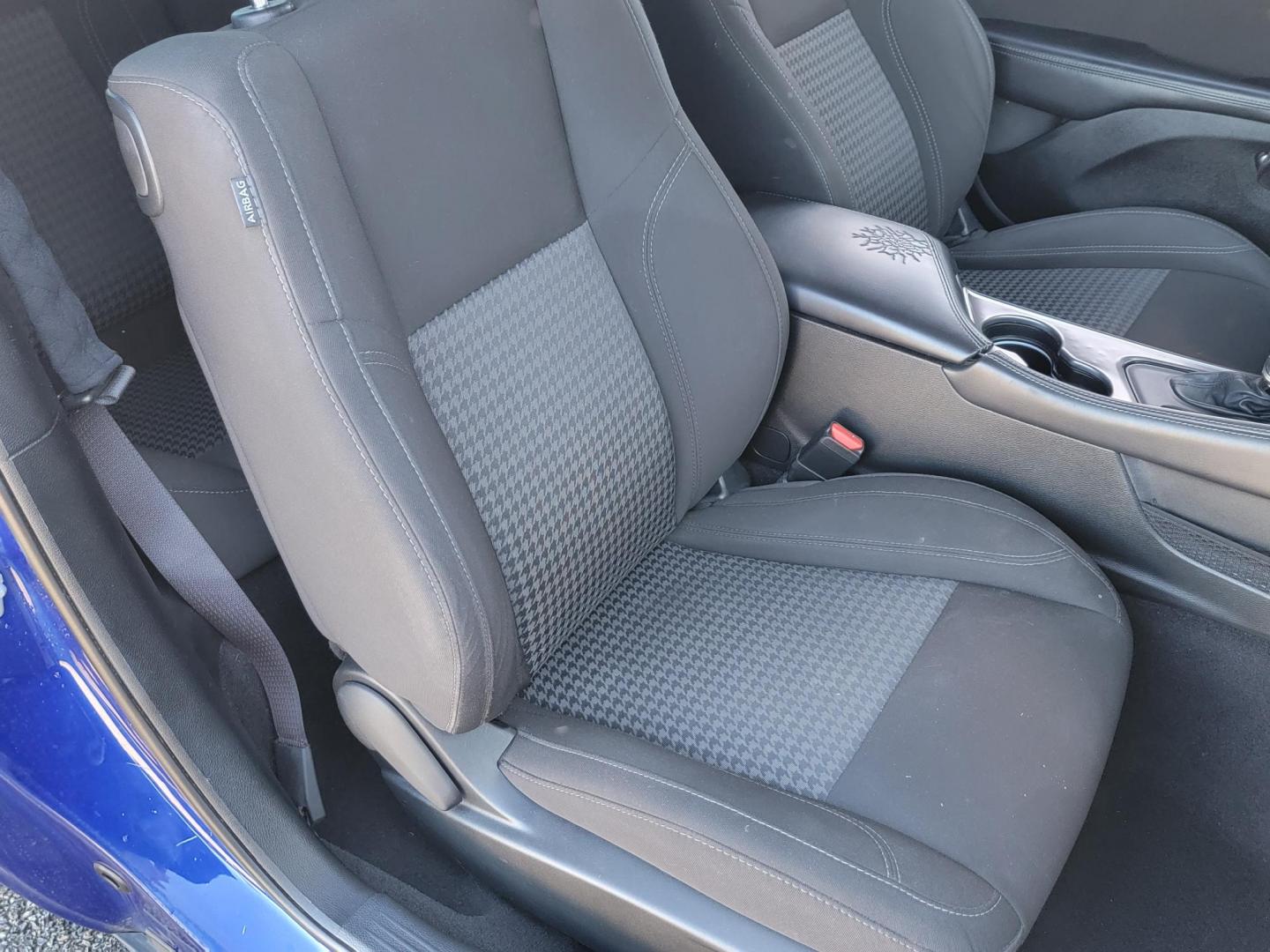 2020 Blue Dodge Challenger SXT (2C3CDZAGXLH) with an 3.6L V6 DOHC 24V engine, 8A transmission, located at 2020 East Division Street, Arlington, TX, 76011, (817) 801-3191, 32.742390, -97.076874 - Photo#23