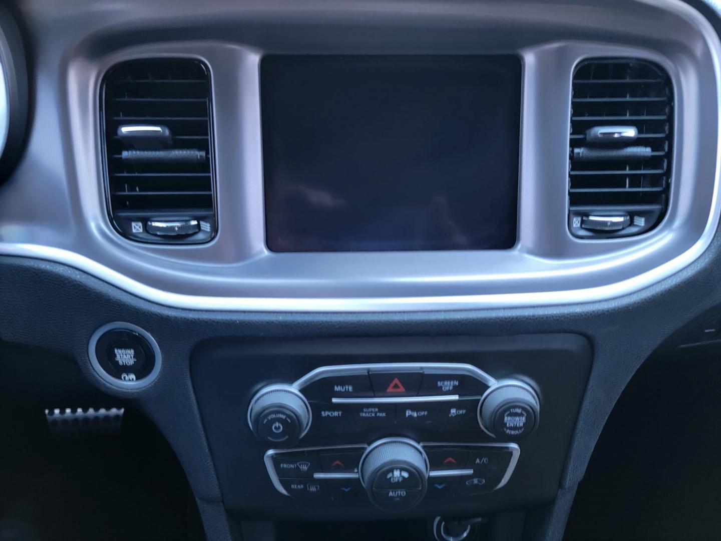 2016 Dodge Challenger SXT (2C3CDZAGXGH) with an 3.6L V6 DOHC 24V engine, 5A transmission, located at 2020 East Division Street, Arlington, TX, 76011, (817) 801-3191, 32.742390, -97.076874 - Photo#14