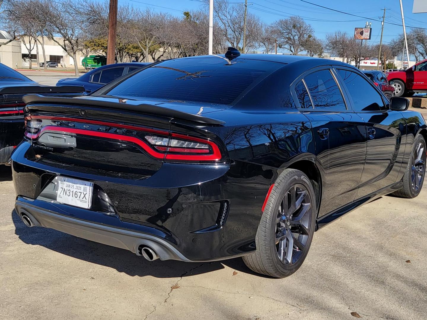 2016 Dodge Challenger SXT (2C3CDZAGXGH) with an 3.6L V6 DOHC 24V engine, 5A transmission, located at 2020 East Division Street, Arlington, TX, 76011, (817) 801-3191, 32.742390, -97.076874 - Photo#3