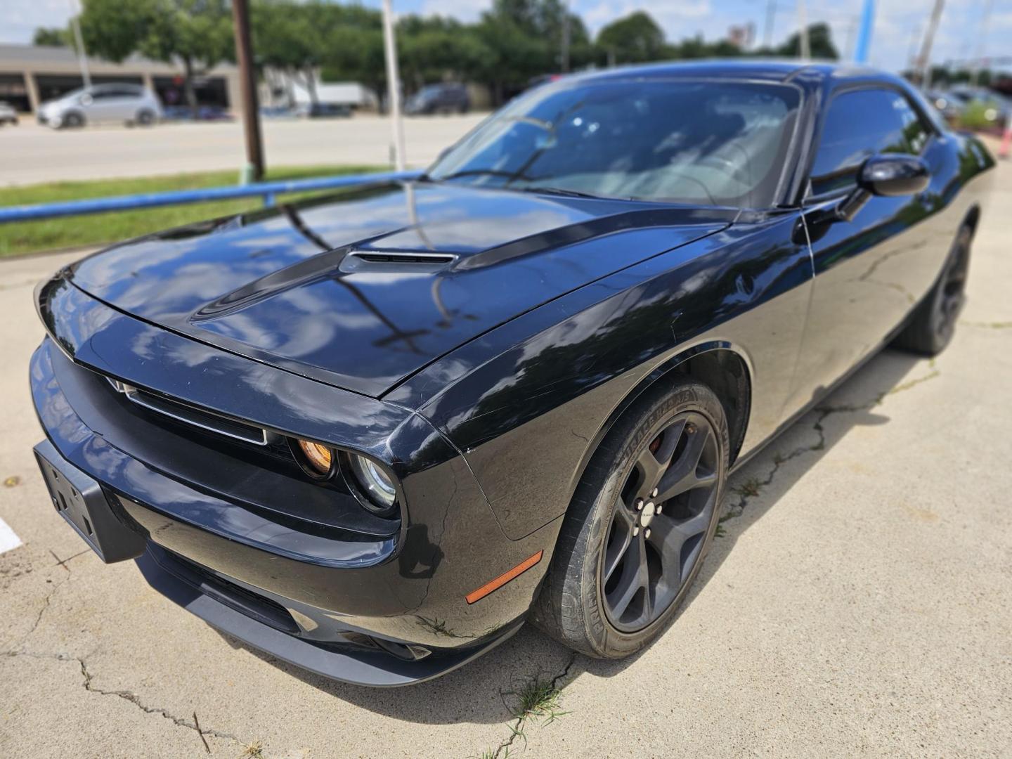 2016 Black /Black Dodge Challenger SXT (2C3CDZAGXGH) with an 3.6L V6 DOHC 24V engine, 5A transmission, located at 2020 East Division Street, Arlington, TX, 76011, (817) 801-3191, 32.742390, -97.076874 - Photo#6