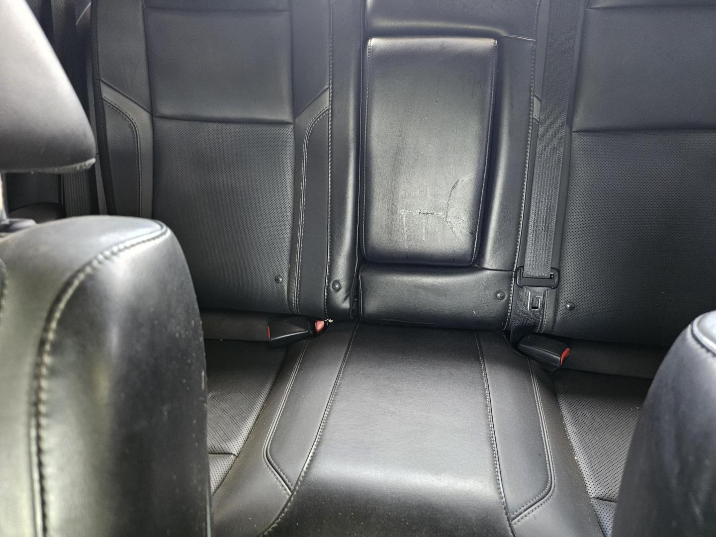 2016 Black /Black Dodge Challenger SXT (2C3CDZAGXGH) with an 3.6L V6 DOHC 24V engine, 5A transmission, located at 2020 East Division Street, Arlington, TX, 76011, (817) 801-3191, 32.742390, -97.076874 - Photo#16