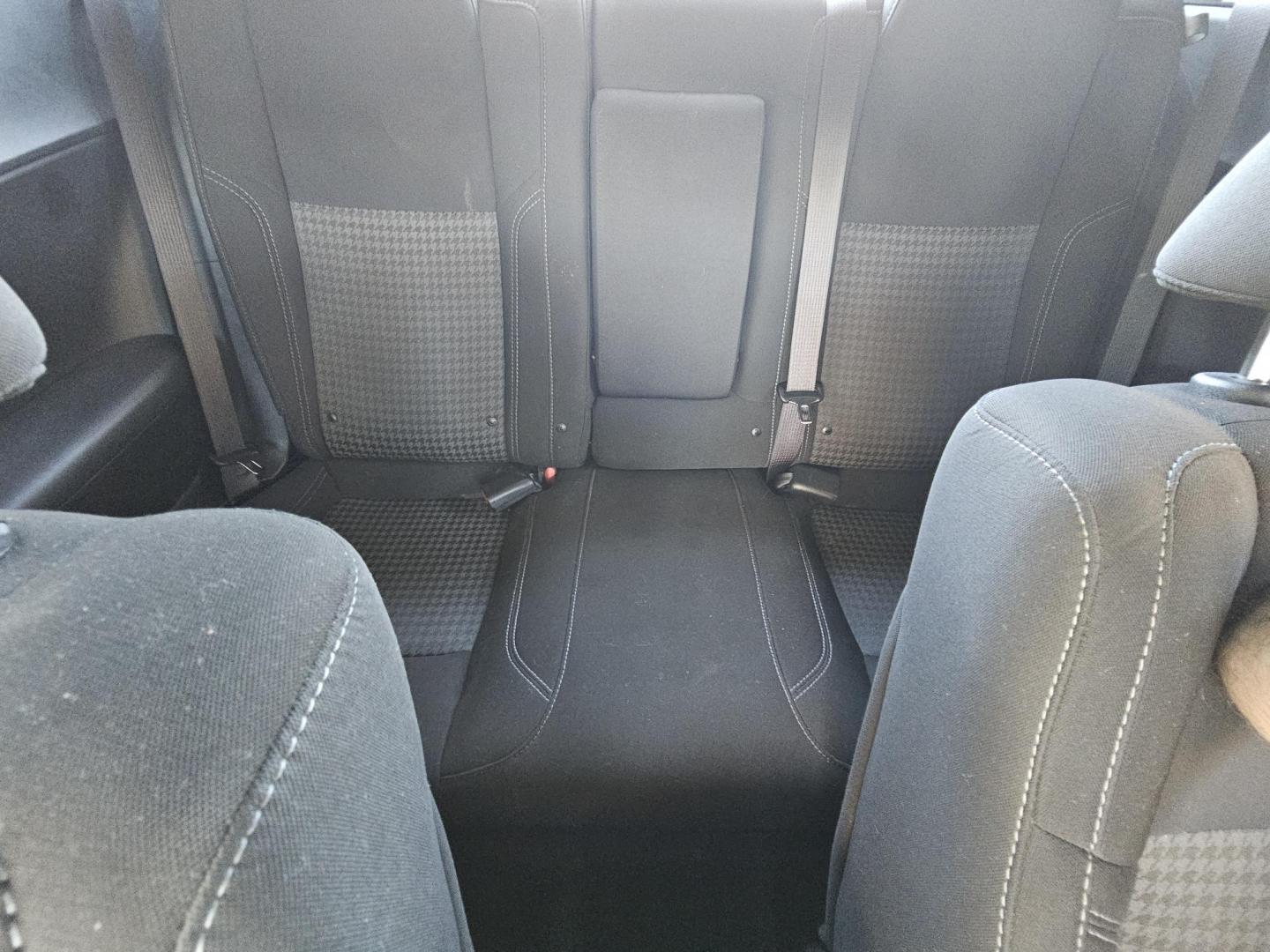 2022 Blue Dodge Challenger SXT (2C3CDZAG5NH) with an 3.6L V6 DOHC 24V engine, 8A transmission, located at 2020 East Division Street, Arlington, TX, 76011, (817) 801-3191, 32.742390, -97.076874 - Photo#12