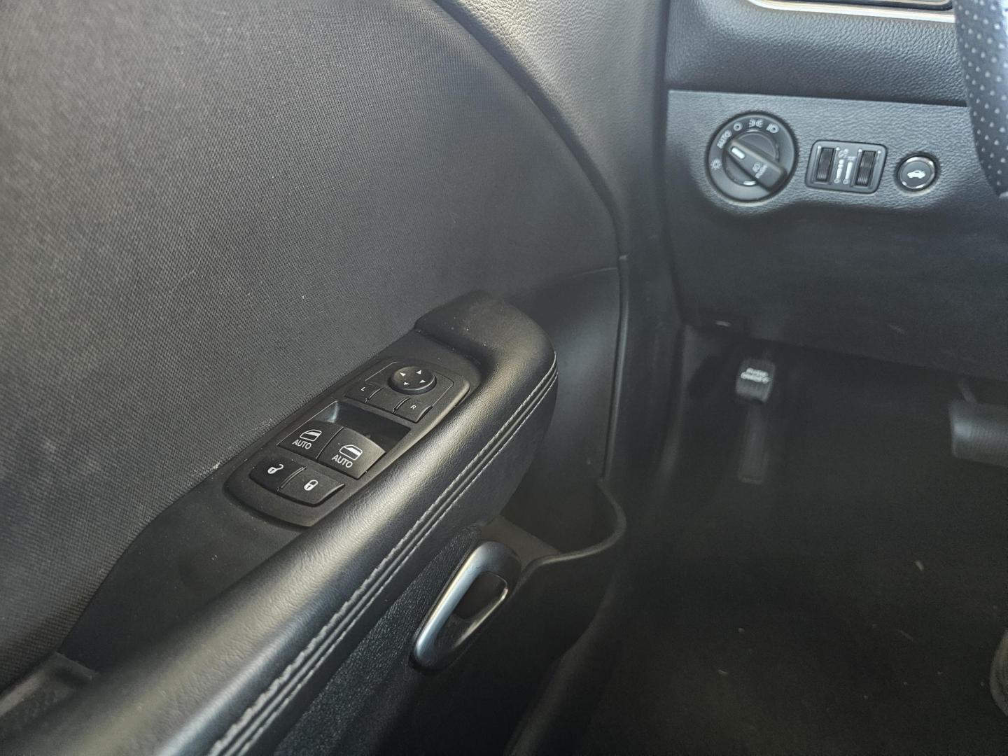 2022 Blue Dodge Challenger SXT (2C3CDZAG5NH) with an 3.6L V6 DOHC 24V engine, 8A transmission, located at 2020 East Division Street, Arlington, TX, 76011, (817) 801-3191, 32.742390, -97.076874 - Photo#13