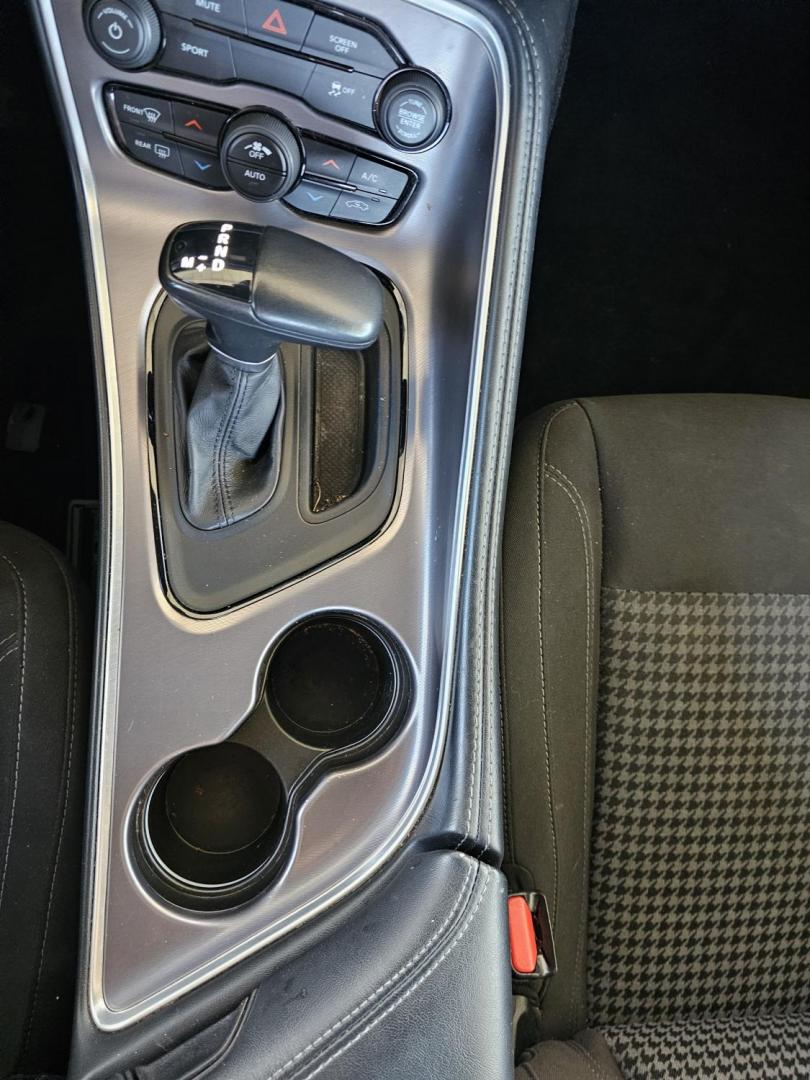 2022 Blue Dodge Challenger SXT (2C3CDZAG5NH) with an 3.6L V6 DOHC 24V engine, 8A transmission, located at 2020 East Division Street, Arlington, TX, 76011, (817) 801-3191, 32.742390, -97.076874 - Photo#9