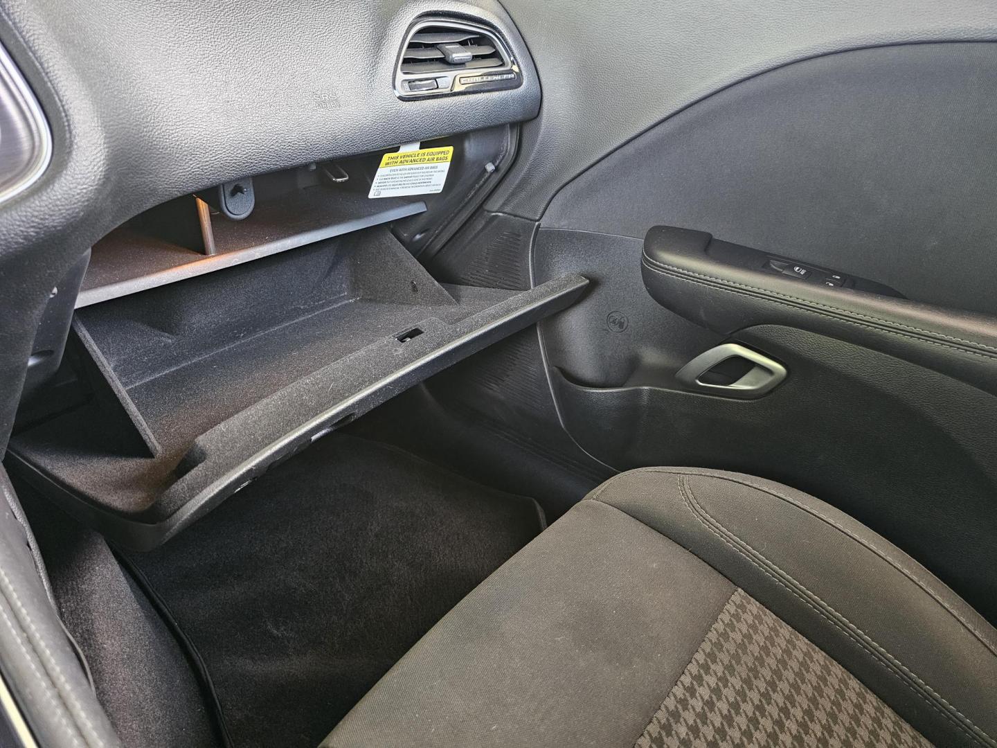 2018 Black Dodge Challenger SXT (2C3CDZAG9JH) with an 3.6L V6 DOHC 24V engine, 8A transmission, located at 2020 East Division Street, Arlington, TX, 76011, (817) 801-3191, 32.742390, -97.076874 - Photo#14