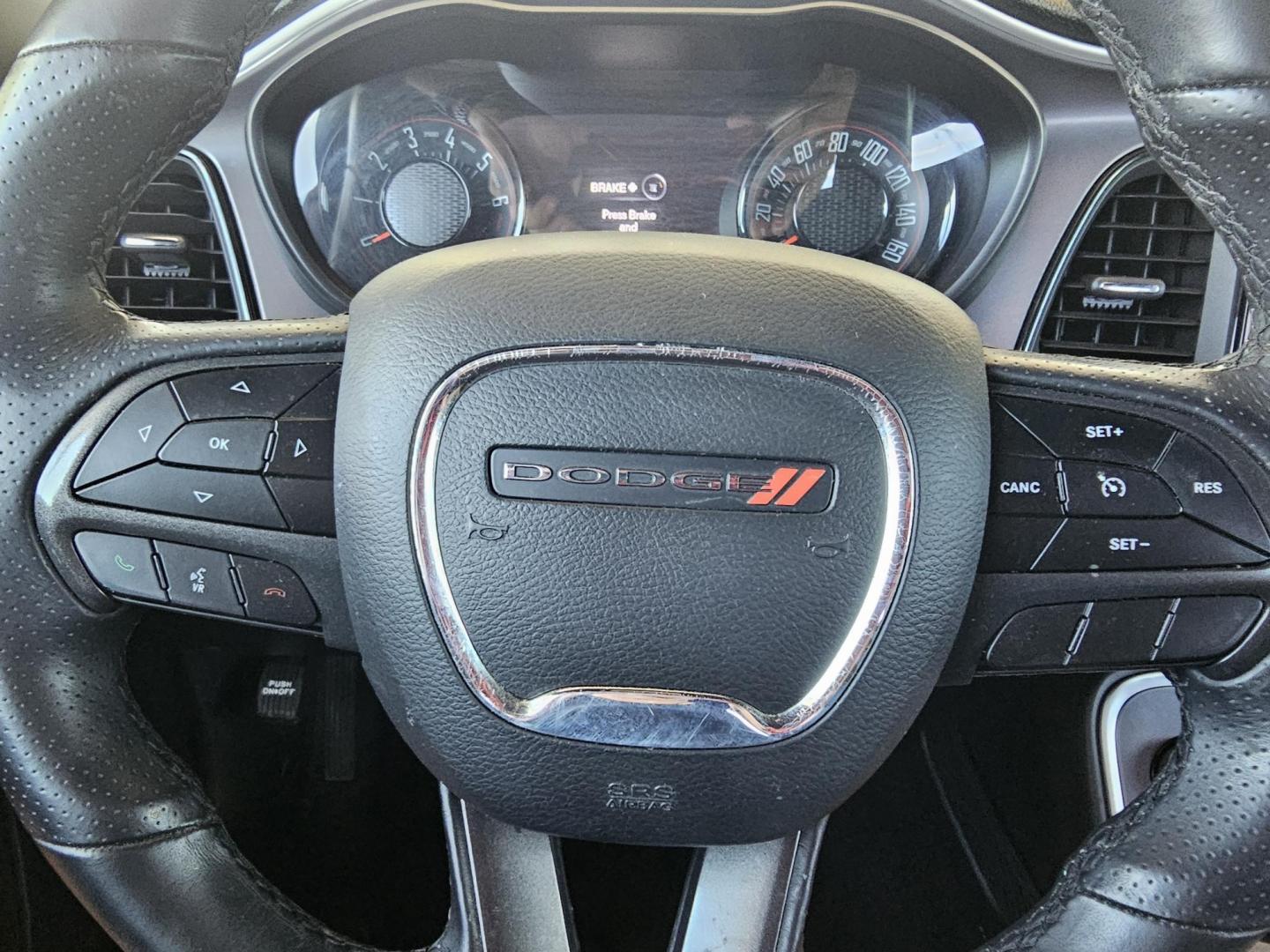 2019 White /Black Dodge Challenger SXT (2C3CDZAG2KH) with an 3.6L V6 DOHC 24V engine, 8A transmission, located at 2020 East Division Street, Arlington, TX, 76011, (817) 801-3191, 32.742390, -97.076874 - Photo#8
